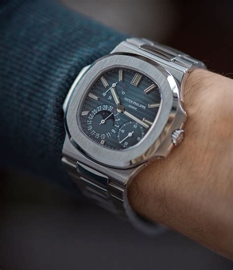 patek philippe nautilus mondphase|patek philippe nautilus 5712 price.